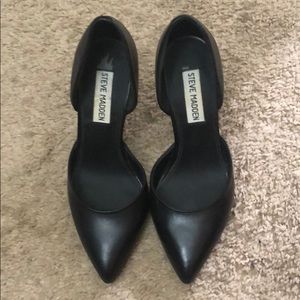 SOLD Steve Madden Heels 36